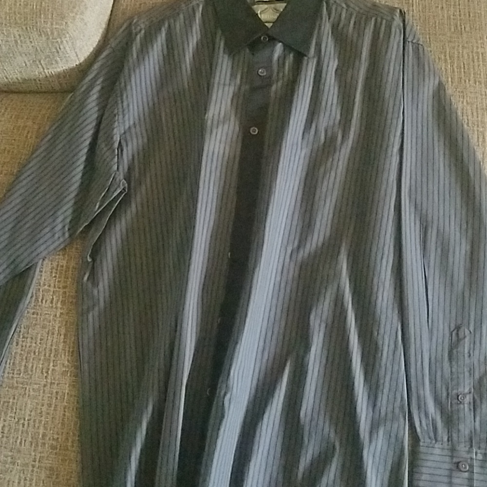 Long sleeve dress shirt